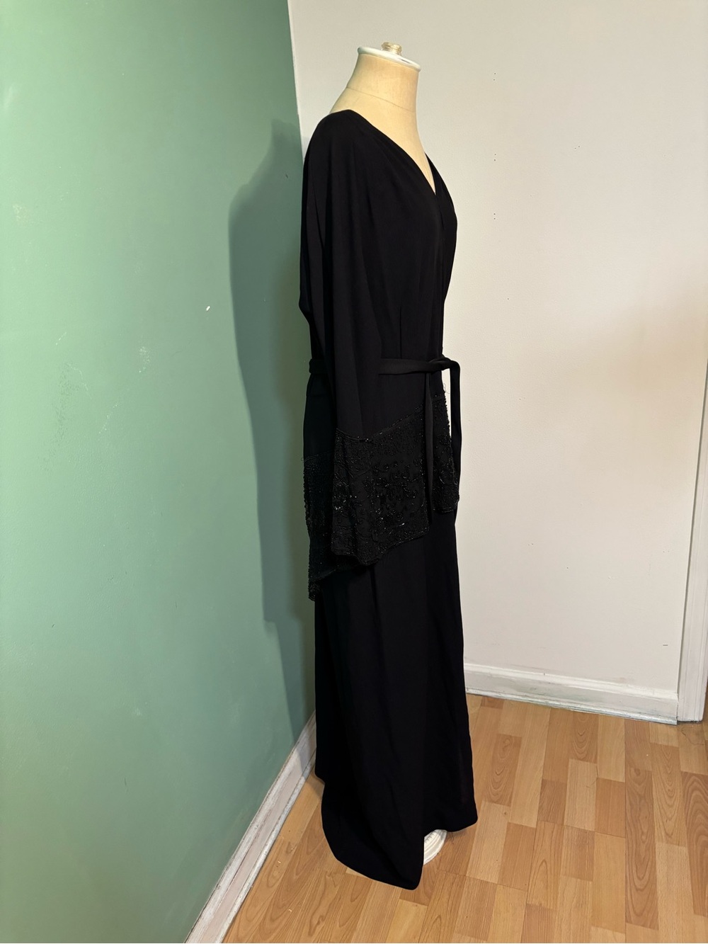 Vintage 1930’s 1940’s Woman’s Peplum Evening Gown with Black Beading - Picture 5 of 11